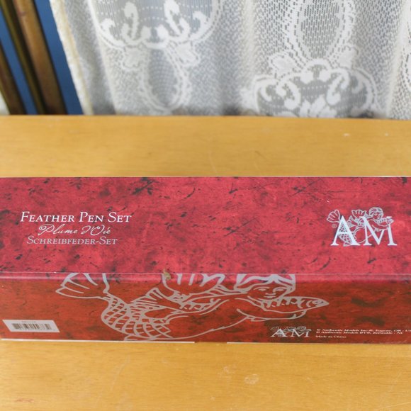 Authentic Models Feather Pen Set with 7 nibs, Ink and Plume Holder - Picture 4 of 4